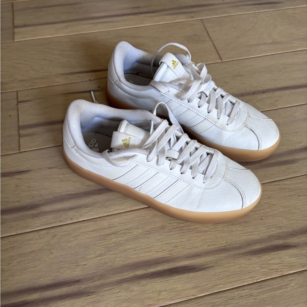 Adidas VL Court 3.0.  EUC, size 8.5.  White